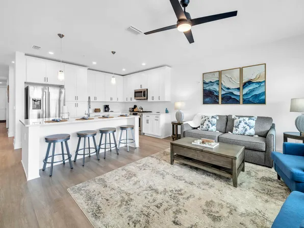 319 The Grove Dr #236, Miramar Beach, FL 32550