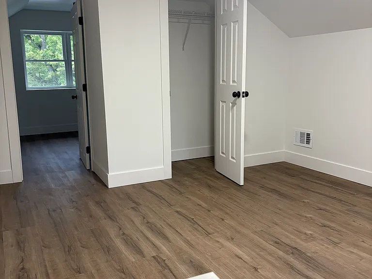 3957 Virginia St — Photo 9