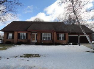 15 Boulder Rd, Mason City, IA 50401