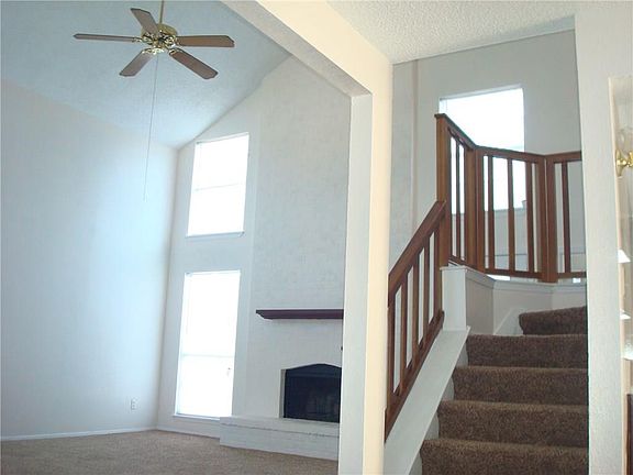 2nd image of 2509 Galemeadow Dr
