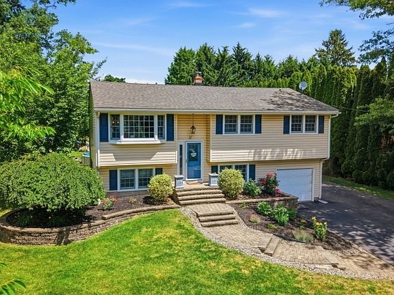 2nd image of 11 Hillside Dr