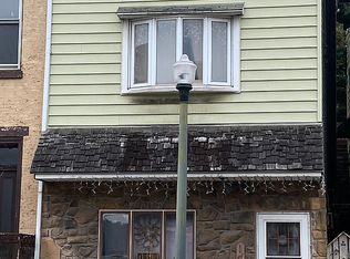 385 S Centre St, Pottsville, PA 17901