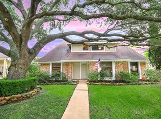 2727 Pecan Ridge Dr, Sugar Land, TX 77479