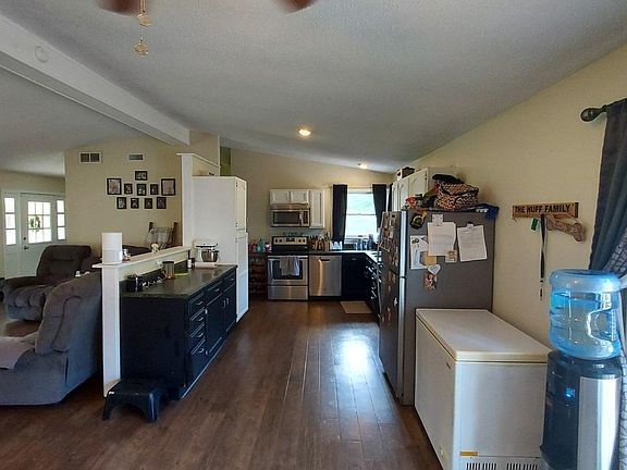 5th image of 3305 E County Road 500 N