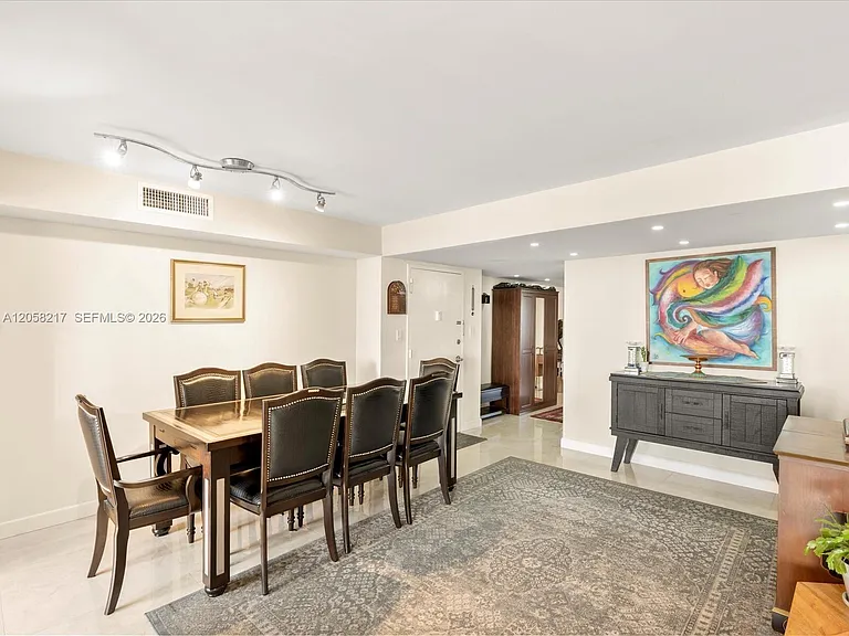 18071 Biscayne Blvd #1401 — Photo 4