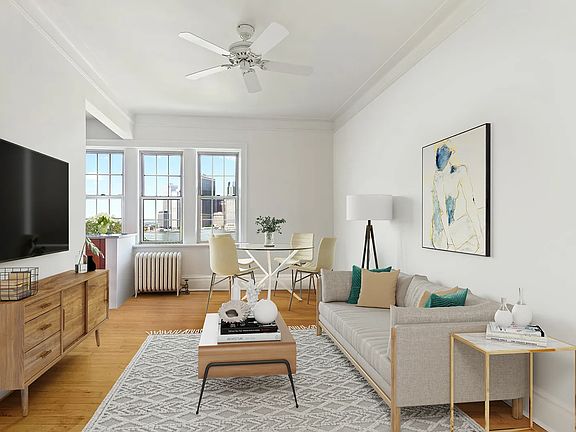 5th image of 81 Columbia Hts APT 52