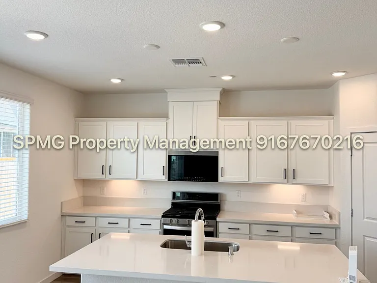 1910 Brunel St — Photo 5