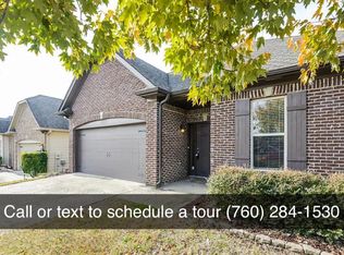 1166 Washington Dr, Moody, AL 35004