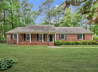401 Piney Point Rd, Yorktown, VA 23692
