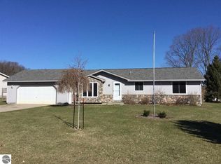 8112 Streamwood Dr, Central Lake, MI 49622