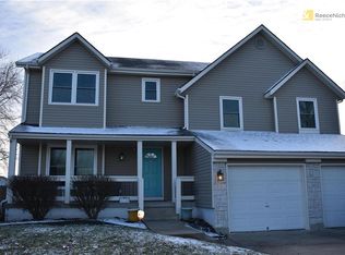 1133 SE 11th St, Lees Summit, MO 64081