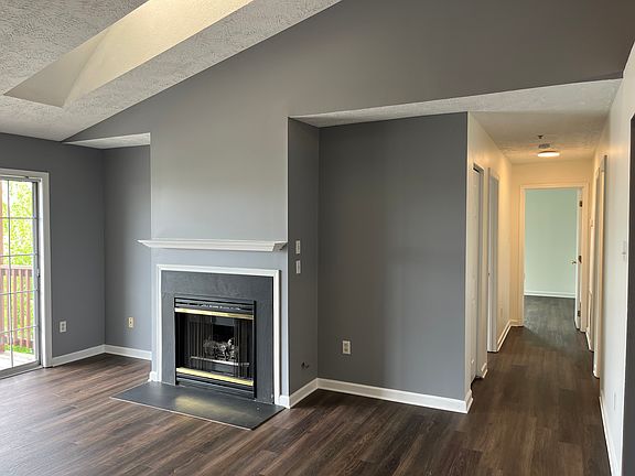 5th image of 115 Brookland Ter APT 9