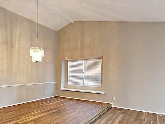 2nd image of 446 Everest St
