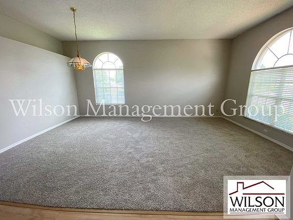 5th image of 122 Antrim Ct