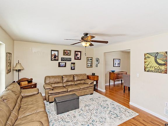 3rd image of 7 Bianca Dr