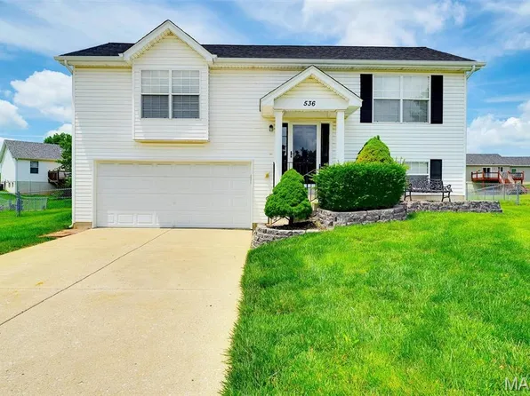 536 White Fence Dr, Wentzville, MO 63385