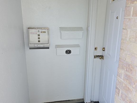 2nd image of 717 Kimball Ave APT 1