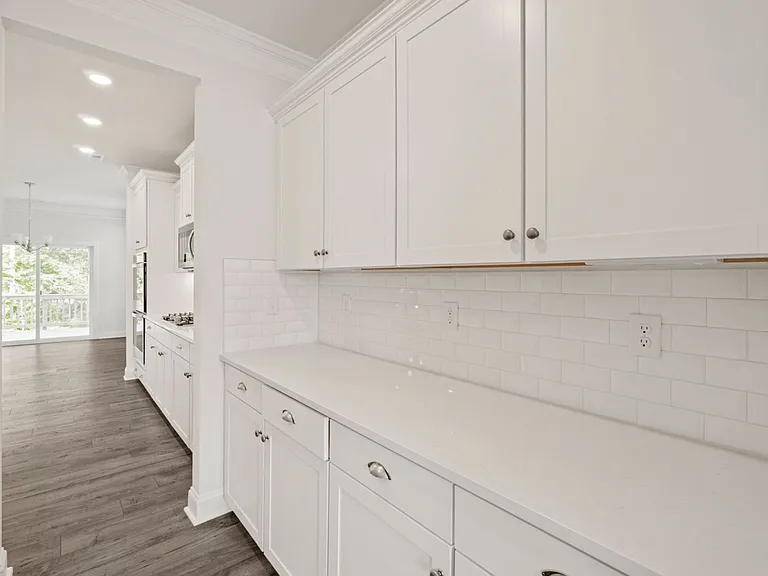 420 Preston Rd — Photo 6