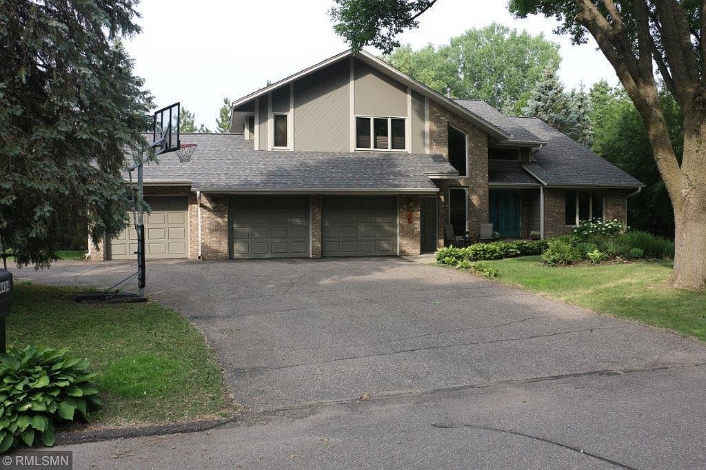 4404 Camelot Dr, MN 55345 Zillow