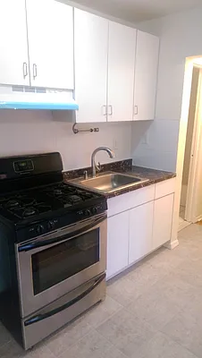 Rented by Metro Garden Realty NYC | media 1