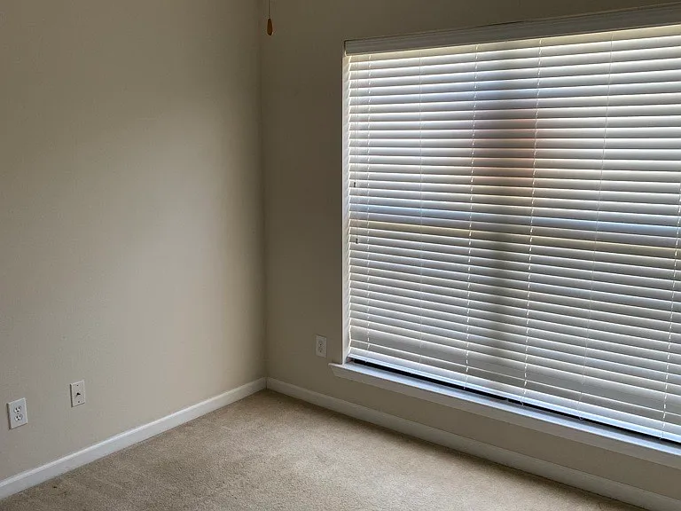 1030 Glencroft Dr #1 — Photo 20