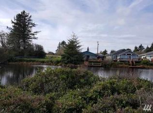 667 Skamokawa Ct SE, Ocean Shores, WA 98569