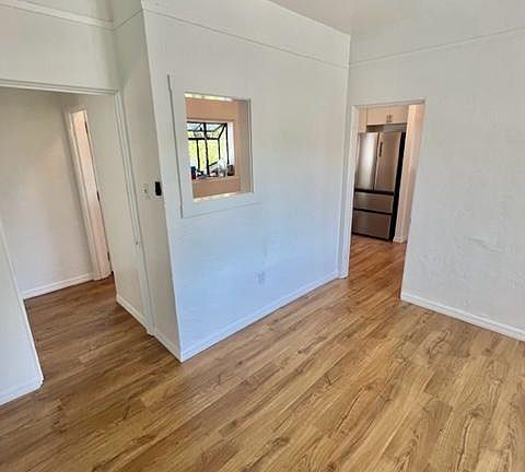4th image of 403 W Pedregosa St
