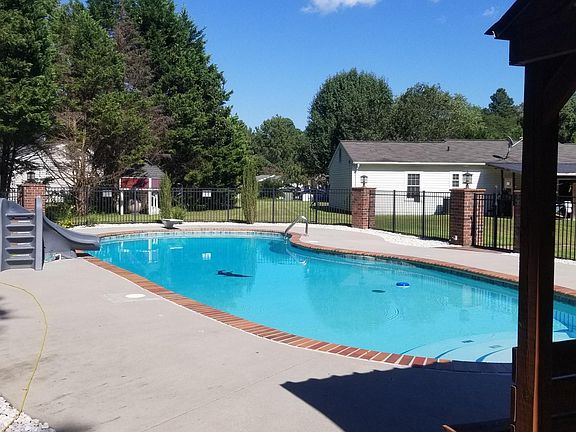 2nd image of 6277 New Pines Dr