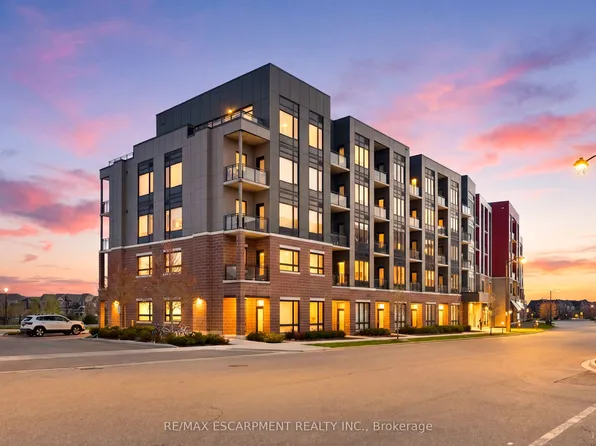 3265 Carding Mill Trl, Oakville, ON