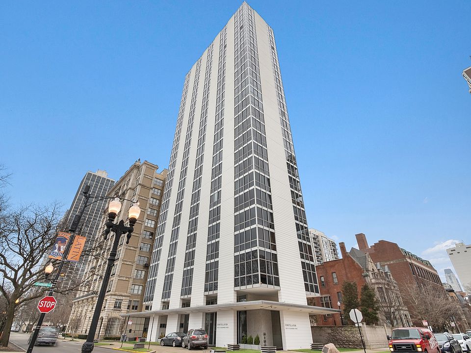 1st image of 1555 N Dearborn Pkwy APT 25D