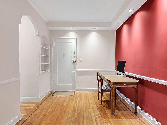 5th image of 657 E 26th St APT 3N