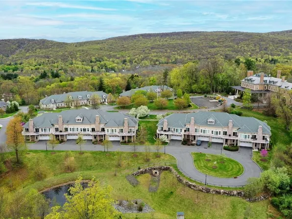 9 E Ryan Mansion Drive, Montebello, NY 10901