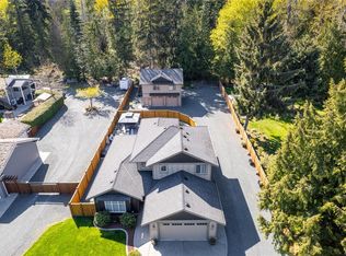 423 Craig St, Parksville, BC V9P 1L2