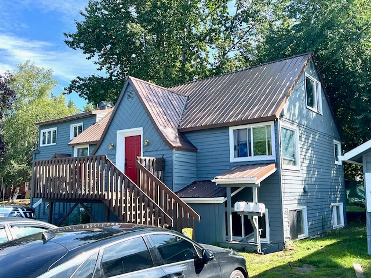 Midtown Anchorage 3 Bed Apt. w/ 2 Car Garage — Photo 4