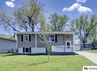 12665 B St, Omaha, NE 68144