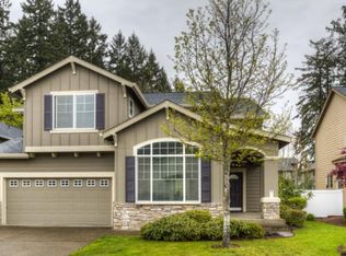 960 N 26th Ter, Cornelius, OR 97113