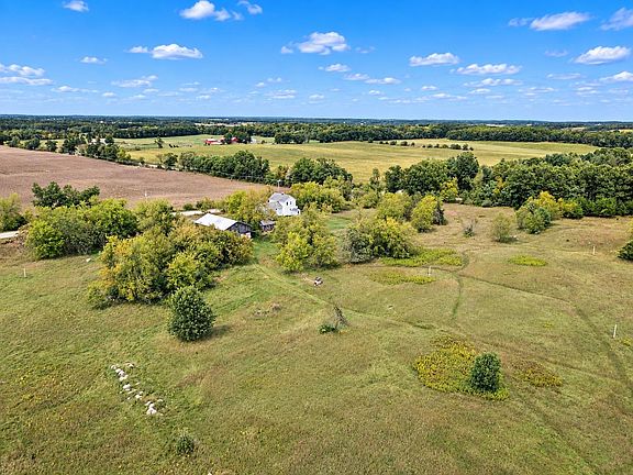 5th image of 7973 Old Amish Rd