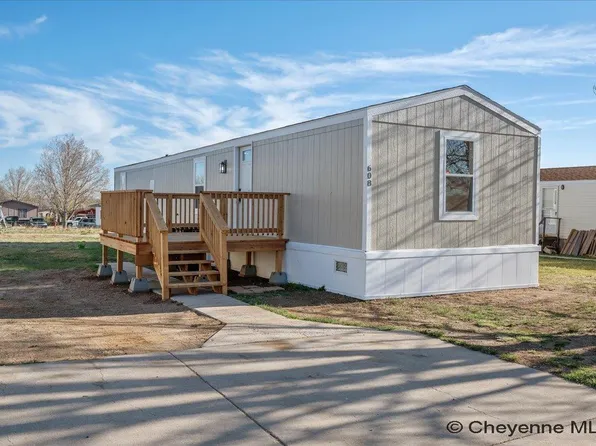 608 Little Valley Trl, Cheyenne, WY 82007