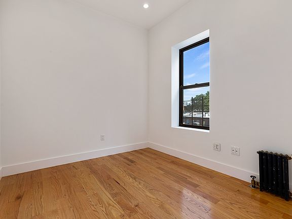 4th image of 457 15th St #31C