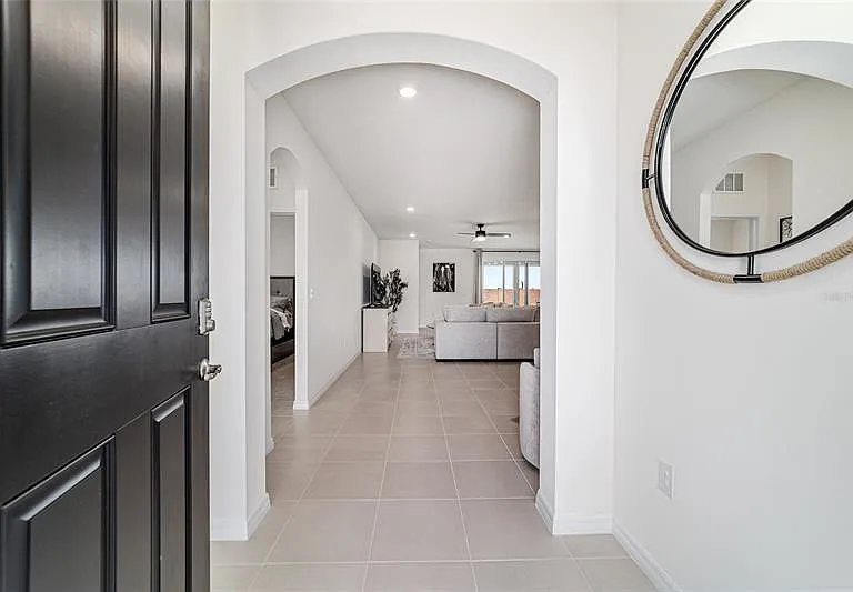 4171 NW 48th Terrace Rd — Photo 1
