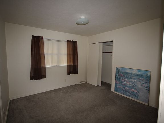 5th image of 936 Melrose Dr
