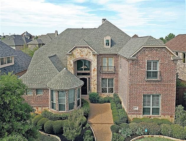 1st image of 1202 Deer Lake Dr