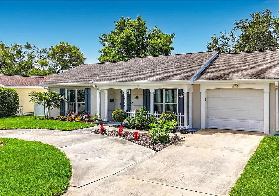 3802 Grayton Dr