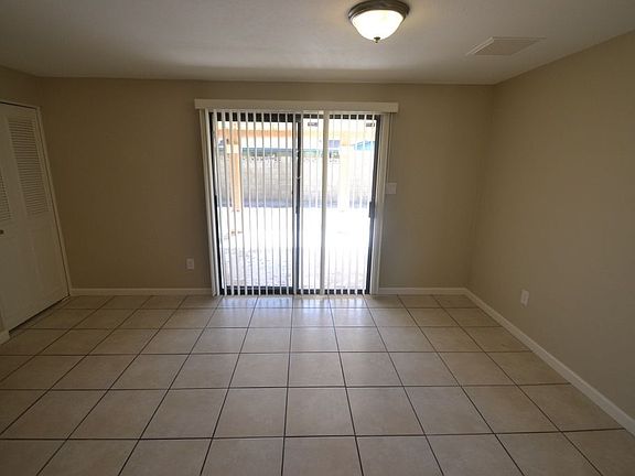 3rd image of 2531 N 61st Dr