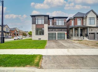 38 Morrow Bay Dr, Brampton, ON L6P 3T9