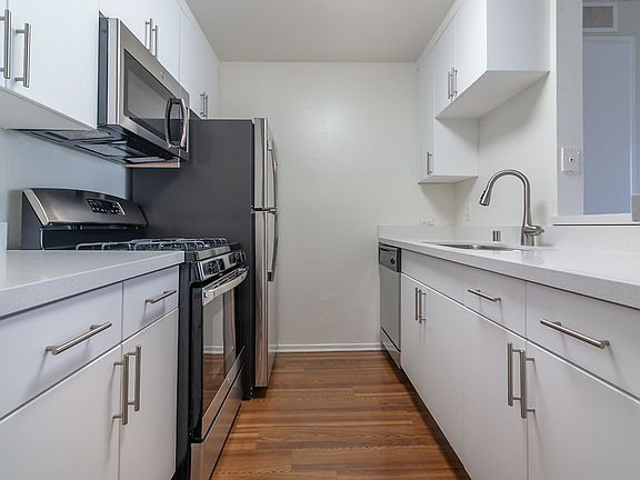 5th image of 333 S Catalina St #329