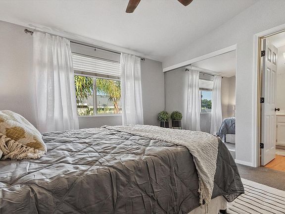 4th image of 2485 Meda Avenue