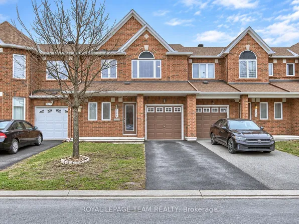125 Dunforest Ter, Ottawa, ON K2J 3V1