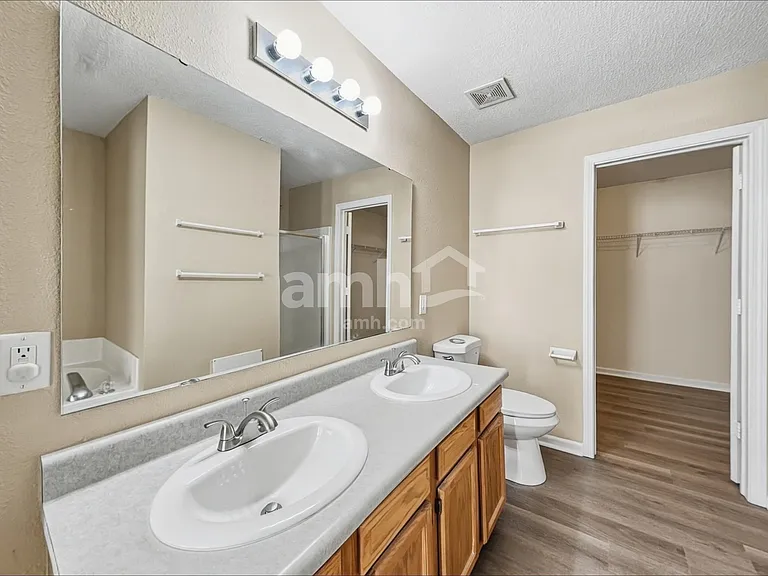 18987 Prairie Crossing Dr — Photo 12
