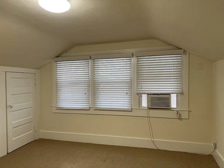 28 Cordone Dr — Photo 15